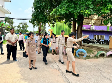 ลงพื้นที่ตรวจสอบความเรียบร้อยการจัดส่งนมให้แก่เด็กนักเรียน ... พารามิเตอร์รูปภาพ 1