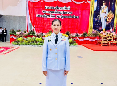 พิธีเจริญพระพุทธมนต์ ทำบุญตักบาตรและพิธีวางพานพุ่มดอกไม้สด ... พารามิเตอร์รูปภาพ 5