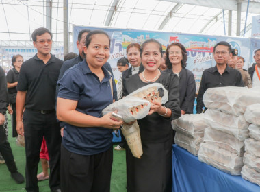 ร่วมพิธีเปิดงาน “ธงฟ้าเยียวยาและกระตุ้นเศรษฐกิจชายแดน ... พารามิเตอร์รูปภาพ 5