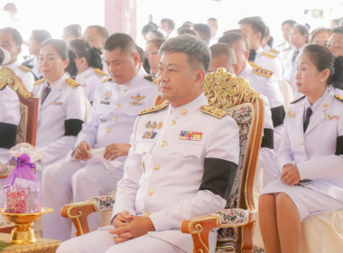 พิธีเจริญพระพุทธมนต์ ทำบุญตักบาตรถวายพระราชกุศล ... พารามิเตอร์รูปภาพ 3