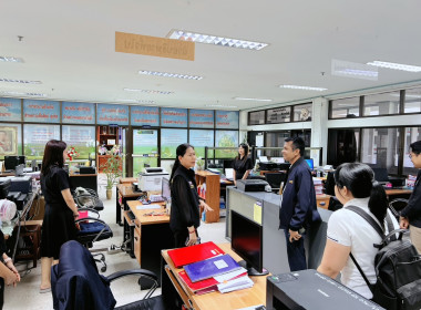 นายมนัส เทพรักษ์ รองอธิบดีกรมส่งเสริมสหกรณ์ ... พารามิเตอร์รูปภาพ 1