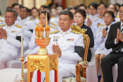 เข้าร่วมพิธีบำเพ็ญกุศลถวายสมเด็จพระนางเจ้าสิริกิติ์ ... พารามิเตอร์รูปภาพ 1