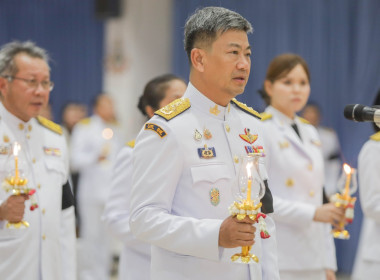 เข้าร่วมพิธีถวายเครื่องราชสักการะและวางพุ่มทอง - พุ่มเงิน ... พารามิเตอร์รูปภาพ 3