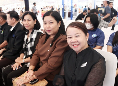 เข้าร่วมพิธีเปิดงานจัดแสดงและจำหน่ายสินค้า ... พารามิเตอร์รูปภาพ 2