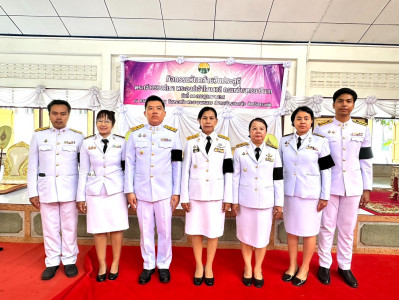 เข้าร่วมพิธีเจริญพระพุทธมนต์เฉลิมพระเกียรติ ... พารามิเตอร์รูปภาพ 1
