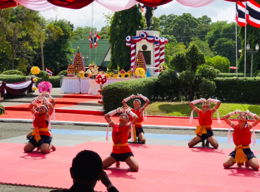 พิธีวางพวงมาลัยสักการะอนุสาวรีย์เจ้าพระยาราชสุภาวดี (สิงห์ ... พารามิเตอร์รูปภาพ 4