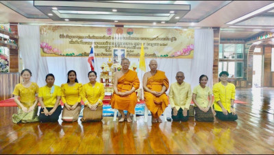 ร่วมพิธีเจริญพระพุทธมนต์เฉลิมพระเกียรติถวายพระพรชัยมงคลแด่ ... พารามิเตอร์รูปภาพ 1